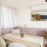 Beautiful Stacaravan In With Wifi 3* Drniš