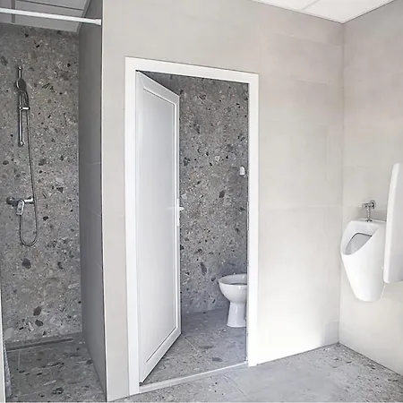 Gorgeous Stacaravan In With Wifi 3*