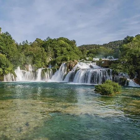 Camping Beautiful Stacaravan In With Wifi Drniš