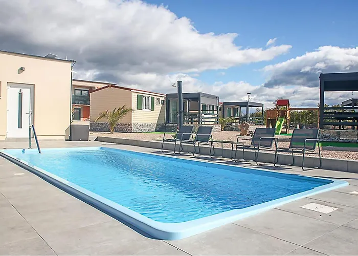 Gorgeous Stacaravan In With Wifi 3*