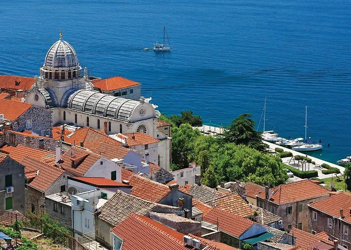 Gorgeous Stacaravan In With Wifi 3* Drniš